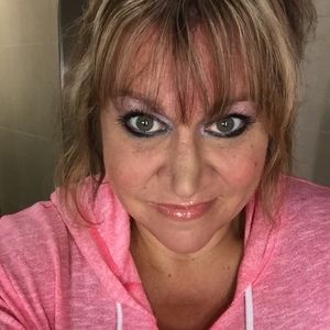 Meet your Posher, Dawny